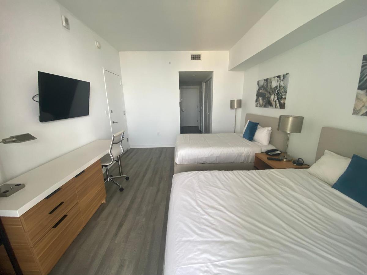 Studio 2Bed Beach Apmt With Amazing Views 30B Холандейл Бийч Екстериор снимка
